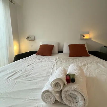 - Close To Cityhall And La Defense - Fully Renovated Courbevoie